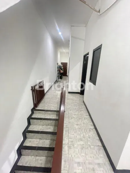 image RUMAH 2 LANTAI DI KAVLING POLRI JELAMBAR (6)