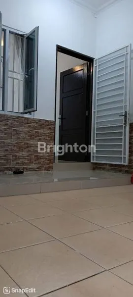 image RUMAH CANTIK 2LANTAI SIAP HUNI JELAMBAR GROGOL PETAMBURAN JAKARTA BARAT (1)