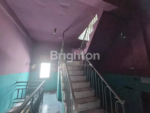 image RUKO 1 PINTU 3 LANTAI (4)