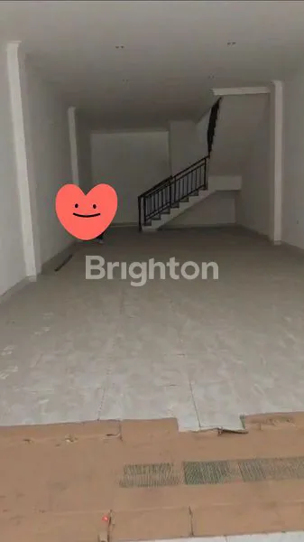 image RUKO 3 LANTAI DISEWAKAN PI.GGIR JALAN (2)