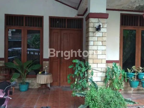 image RUMAH + KOST BERJALAN LT 224M² DI GANDARIA UTARA (1)