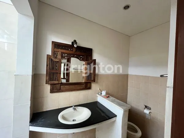 image DIJUAL /  LEASEHOLD VILLA GAYA CLASSIC DI JALAN RAYA PANTAI BERAWA , CANGGU - LOKASI STRATEGIS DAN NYAMAN (5)