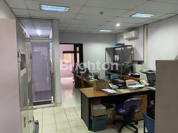 image DI JUAL RUKO 3 LT SIAP PAKAI GOLDEN BOULEVARD BSD  (2)