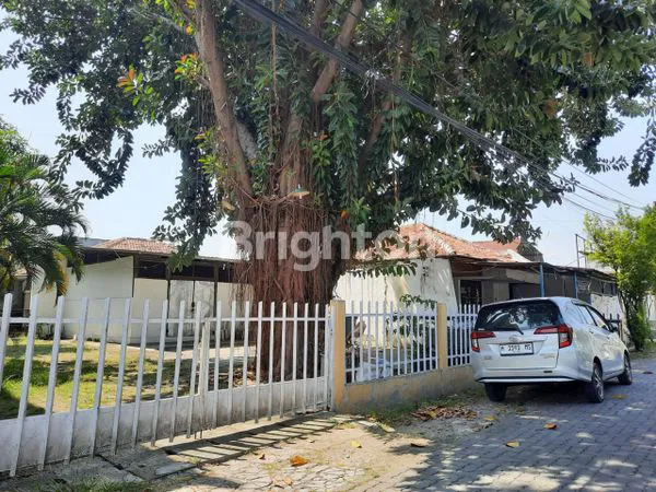 image RUMAH STRATEGIS DEKAT JALAN MAJAPAHIT DAN GAJAH RAYA (1)