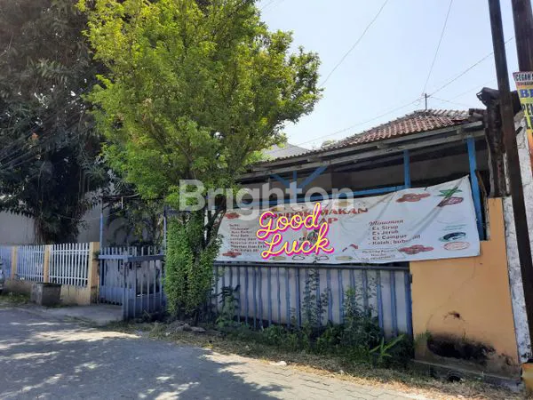 image RUMAH STRATEGIS DEKAT JALAN MAJAPAHIT DAN GAJAH RAYA (3)