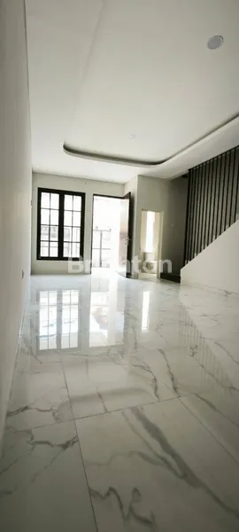 image RUMAH  GRESS LEBAK 2 LT  MINIMALIS 50 METER KE JALAN RAYA KENJERAN (2)