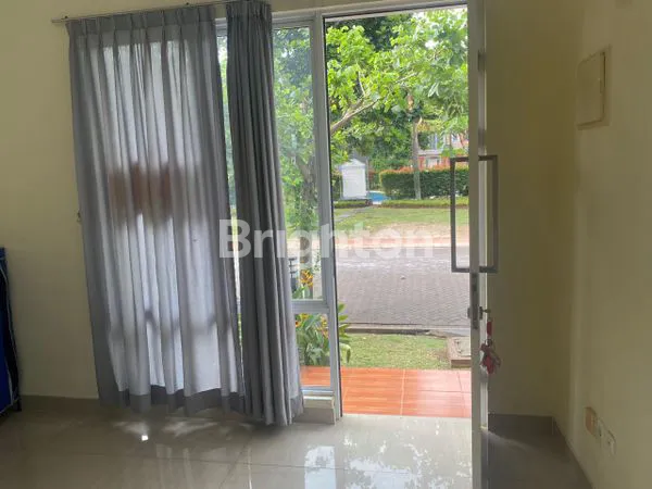 image RUMAH SIAP HUNI MALIBU 3 KT DI GADING SERPONG (1)