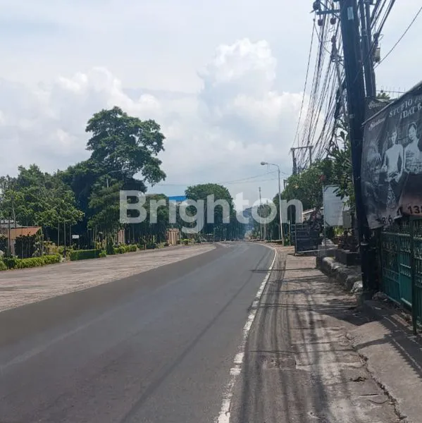 image RUMAH KLASIK ADAT JAWA – NUANSA TENANG & BERBUDAYA (2)