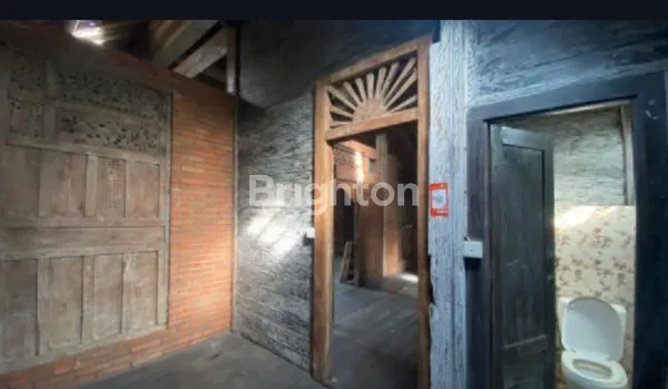 image RUMAH KLASIK ADAT JAWA – NUANSA TENANG & BERBUDAYA (7)