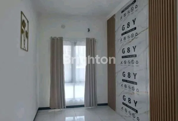 image RUMAH MEWAH SIAP HUNI AREA SAMBIROTO TEMBALANG SEMARANG (6)