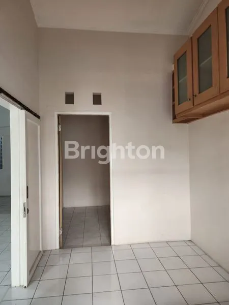 image RUMAH SIAP HUNI MERUYA INDAH – BEBAS BANJIR, AKSES TOL DEKAT (3)