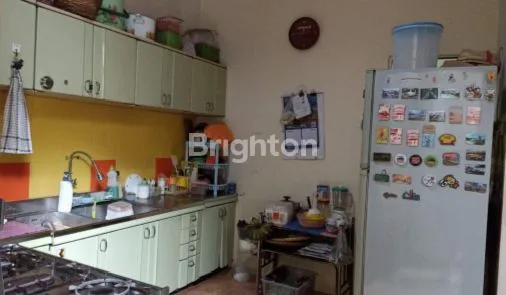 image RUMAH RAPI TERAWAT DI MANYAR (5)