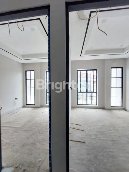 image RUMAH BARU 2 LANTAI DHARMAHUSADA INDAH SURABAYA TIMUR  (7)
