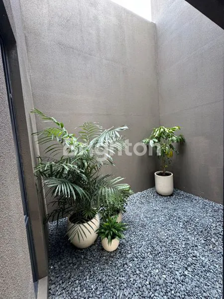 image RUMAH DI BSD, SANGAT STRATEGIS, DI TANGERANG SELATAN (7)