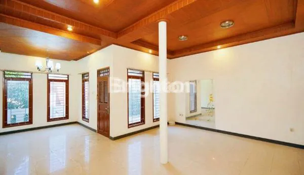 image DIJUAL RUMAH MODERN 2 LANTAI DI KAWASAN STRATEGIS DAN BISNIS DI KOMPLEK GRAHA MAS DEKAT AREA GRANDWISATA BEKASI TIMUR (5)