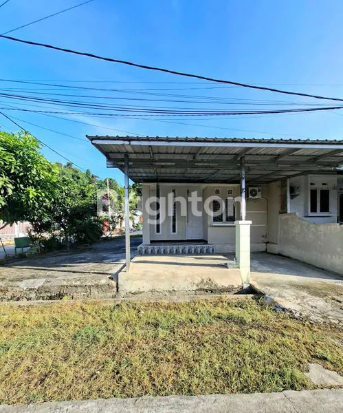 image RUMAH SATU LANTAI DI PERUMAHAN BDS (1)