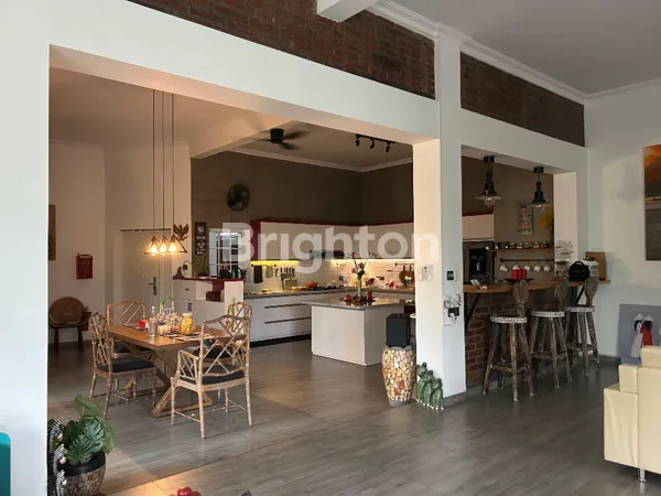 image VILA ASRI DI SALATIGA MENCARI INVESTOR (NEGOTIABLE) (3)