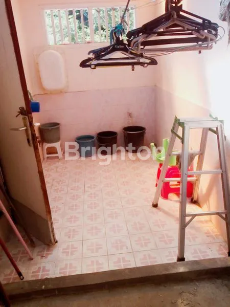 image RUMAH 2 LANTAI MURAH HOOK DARMO PERMAI TIMUR SURABAYA BARAT DEKAT SEKOLAH, TOL, HR MUHAMMAD, MAYJEN SUNGKONO, SUKOMANUNGGAL, PAKUWON MALL (8)