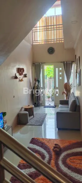 image HUNIAN MINIMALIS MODERN 2LT. DEKAT TOL DRIYOREJO (2)