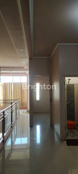 image HUNIAN MINIMALIS MODERN 2LT. DEKAT TOL DRIYOREJO (4)