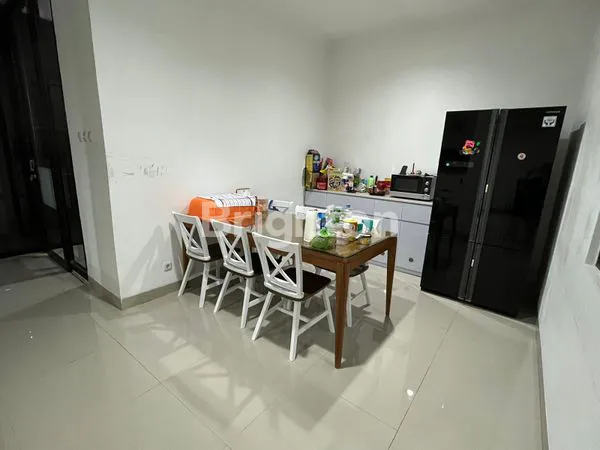 image RUMAH SEMI FURNISHES DI CLUSTER SHINANO SIAP HUNI DAERAH JAKARTA GARDEN CITY-CAKUNG, JAKARTA TIMUR (3)