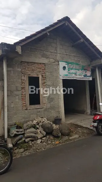 image RUMAH 3KT DI KADIROJO, DEKAT PASAR MAGUWO (1)