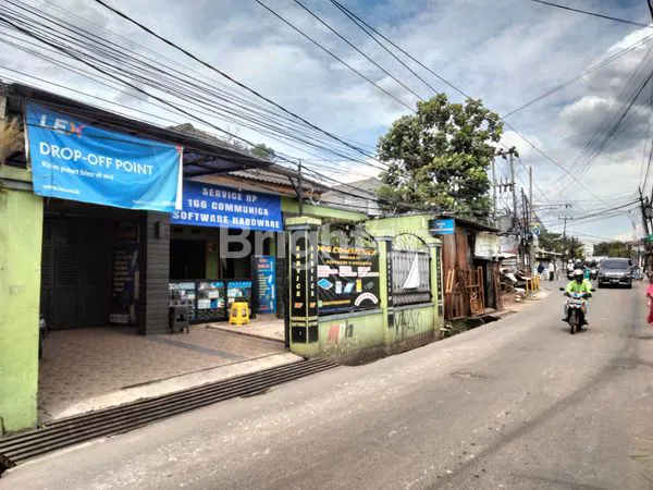 image RUMAH LUAS DAN NYAMAN DI CISARANTEN WETAN BANDUNG TIMUR (1)