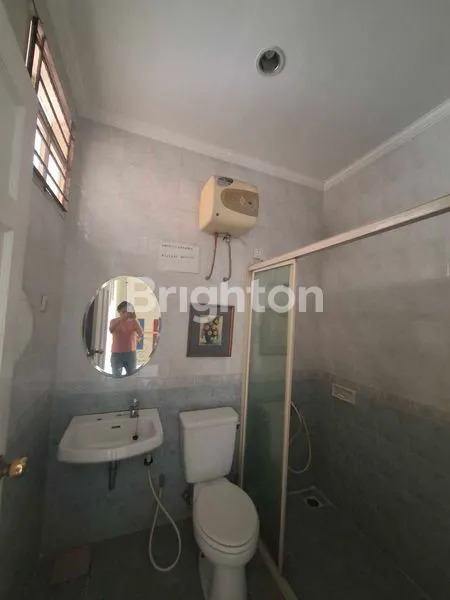 image HUNIAN EKSKLUSIF 7 KAMAR DI  CLUSTER MONACO, KOTA WISATA LT 200 (6)