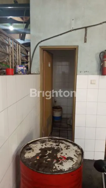 image RUANG USAHA SIAP PAKAI AREA KOTA LAMA TANJUNG MAS SEMARANG (4)