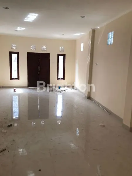 image RUKO DENGAN LOKASI STRATEGIS DI PUSAT KOTA DENPASAR (4)