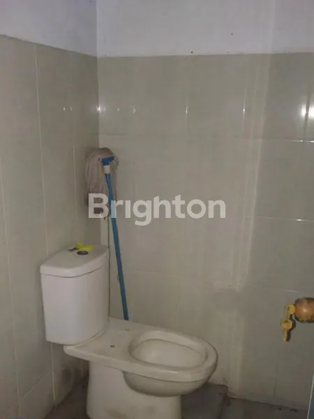 image DIJUAL RUMAH 3 LANTAI DI PEJATEN TIMUR, PASAR MINGGU, JAKARTA SELATAN (8)