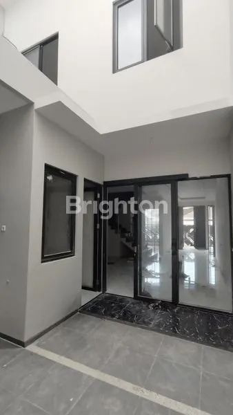 image RUMAH BARU MANYAR SELANGKAH KE RAYA KERTAJAYA INDAH DEKAT GALAXY MALL (5)