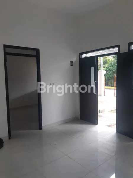 image DI JUAL RUMAH SIAP HUNI DI DEPOK, 10-15 MENIT KE STASIUN DEPOK BARU, 15-20 MENIT KE STASIUN PONDOK CINA, 10 MENIT KE TERMINAL DEPOK, 10-12 MENIT KE DEPOK TOWN SQUARE (5)