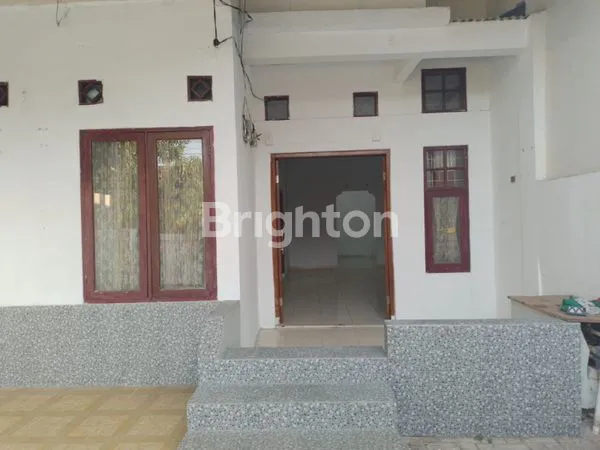 RUMAH STRATEGIS LT 102M², DEKAT SEKOLAH & MALL