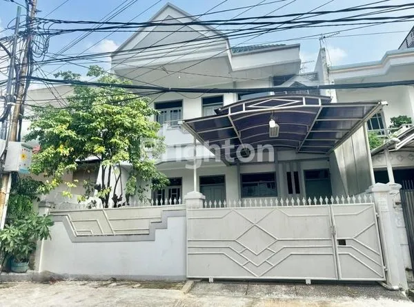 RUMAH STRATEGIS, NYAMAN,ADEM