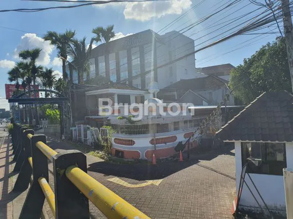 image DUA RUMAH DI HOTEL  KUTA (5)