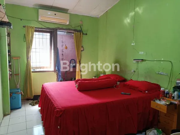 image RUMAH HOOK STRATEGIS 167M² DI PAMULANG (2)