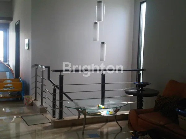 image RUMAH SULTAN RAFFLES HILLS CIBUBUR: ELIT, MEWAH, DEKAT SEMUA, INVESTASI CERDAS! (4)