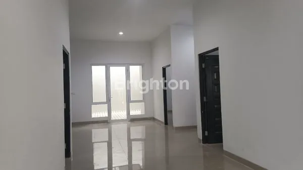 image RUMAH MELATI MAS DI JALAN BOULEVARD (4)