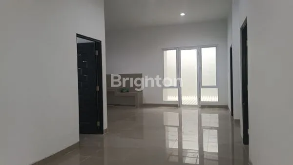 image RUMAH MELATI MAS DI JALAN BOULEVARD (7)