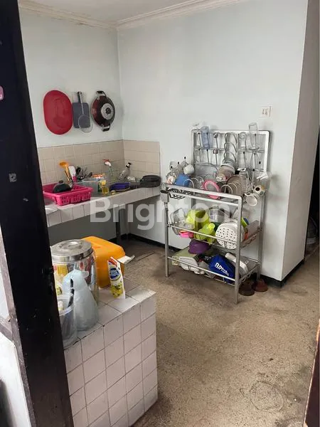 image RUMAH BENDUL MERISI SELATAN LOKASI STRATEGIS  (8)