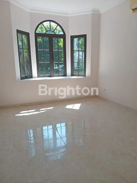 image RUMAH 2LT MEWAH 4+1 KT DI SANFRANSISCO KOTA WISATA LT 308M2 (3)