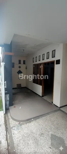 image DIJUAL / DISEWAKAN RUMAH AREA ARJOSARI DEKAT DENGAN TOL SINGOSARI, DEKAT DENGAN TERMINAL ARJOSARI AKSES MOBIL  (3)