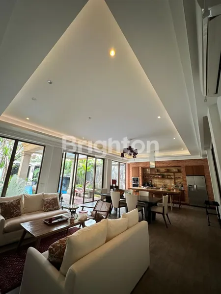 image VILLA MEWAH  DI SANUR-BALI (2)