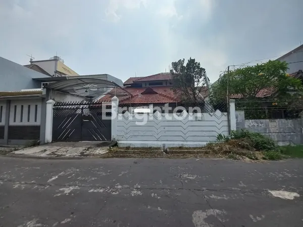 image RUMAH LUAS BABATAN PANTAI UTARA LOKASI TERDEPAN (1)