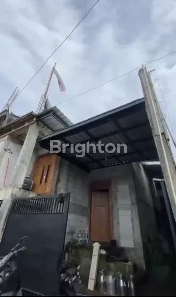 image RUMAH DAN KANDANG SAPI PERAH MODERN DI BATU (1)