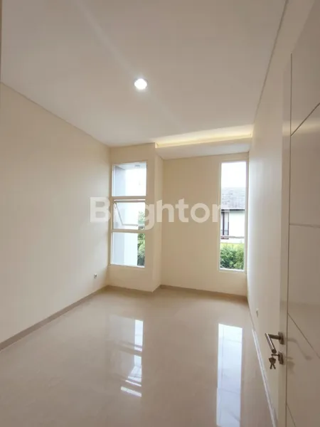 image RUMAH BARU 2 LANTAI SIAP HUNI DI PANTAI MENTARI, DEKAT RAYA KENJERAN (6)