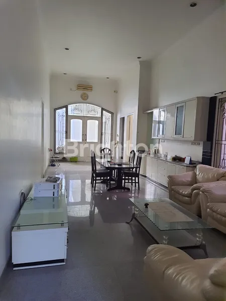 image RUMAH KENJERAN INDAH LUAS LOKASI TERDEPAN (3)