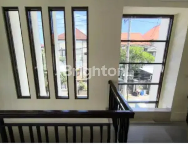 image RUMAH SEWA 2 LANTAI DI DENPASAR SELATAN (3)