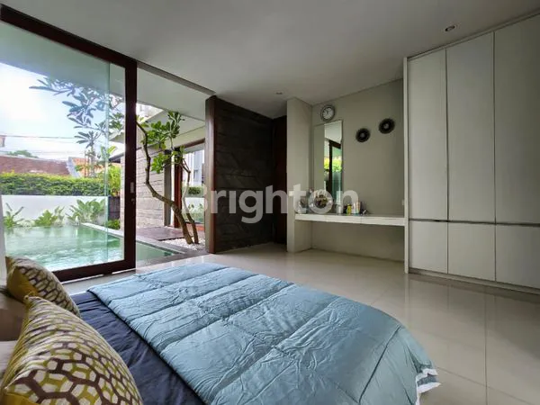 image JUAL VILLA PURI GADING JIMBARAN ONE GATE SYSTEM (3)